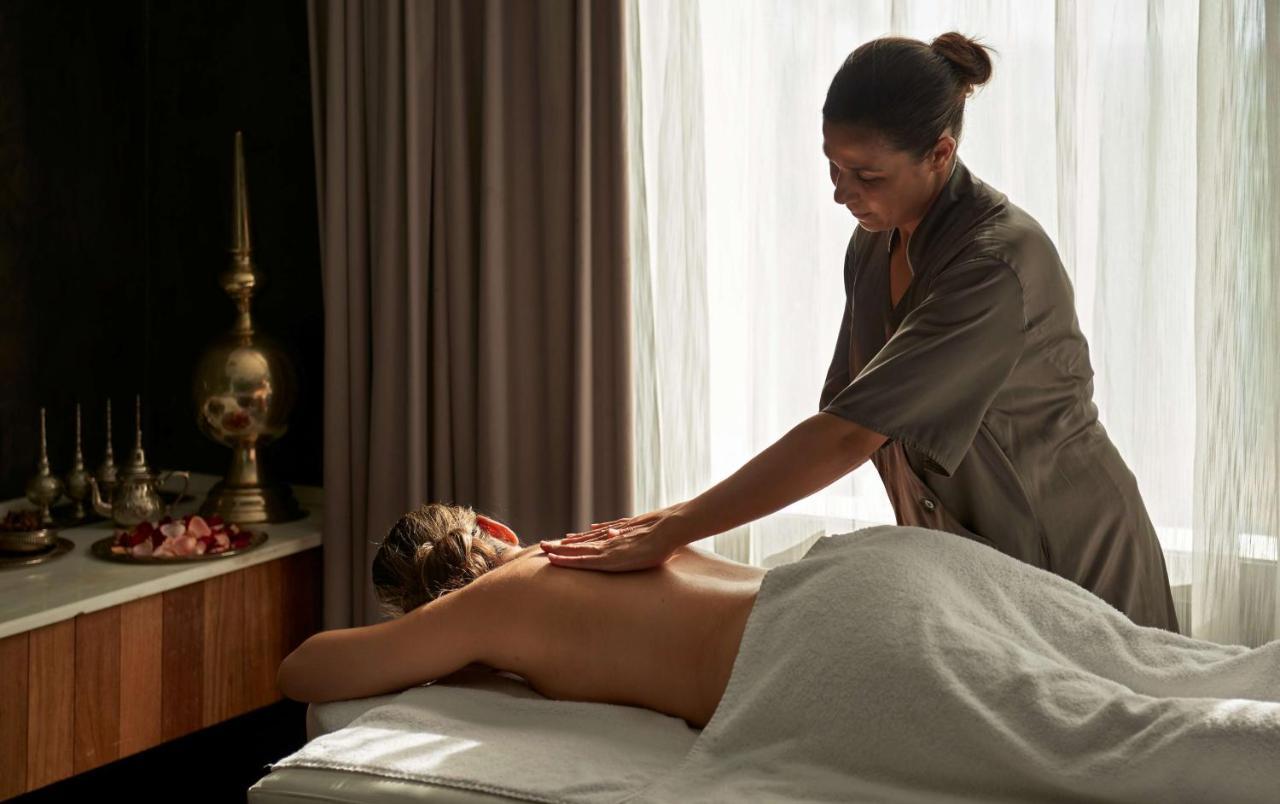 하얏트 플레이스 타가주트 베이 호텔 외부 사진 Thai massage
